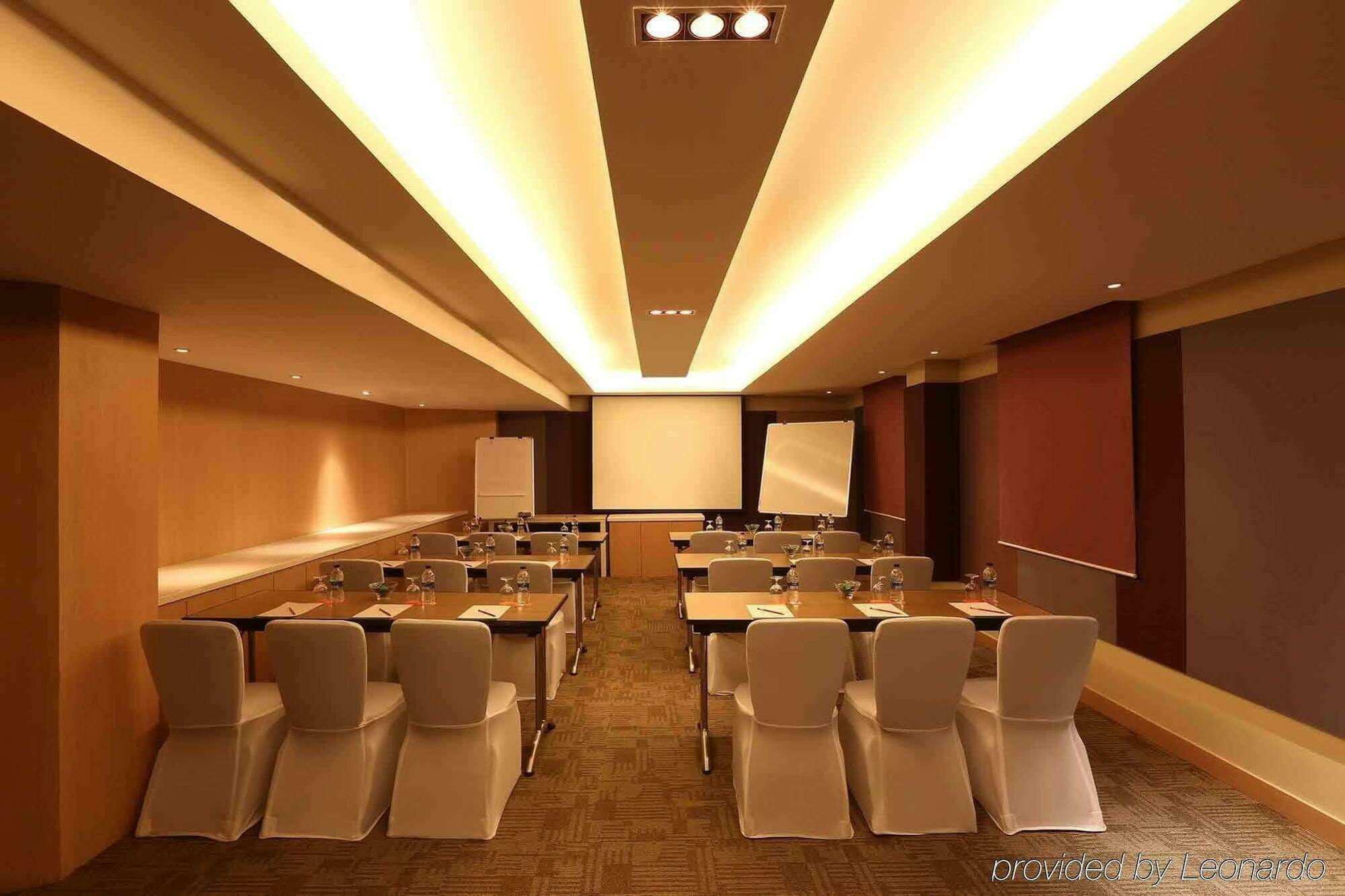 Ibis Bengaluru Outer Ring Road Bangalore Exterior foto